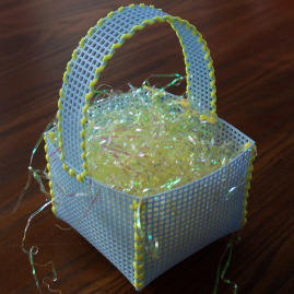 plastic canvas Easter baskets